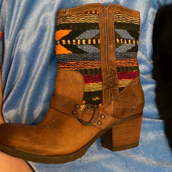 Born Shoes - Born brand size 9 used boots